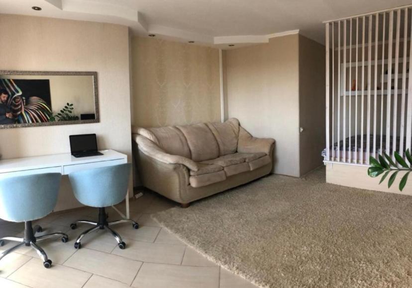 Apartment In The Center Čerkasy Esterno foto